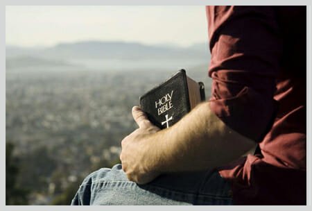why read the bible daily, read god's word the bible, god's word the bible, gods word the bible, god's word, gods word, the bible, hear god's voice, truth, jesus is truth, intimacy with god, false teachers, what is truth