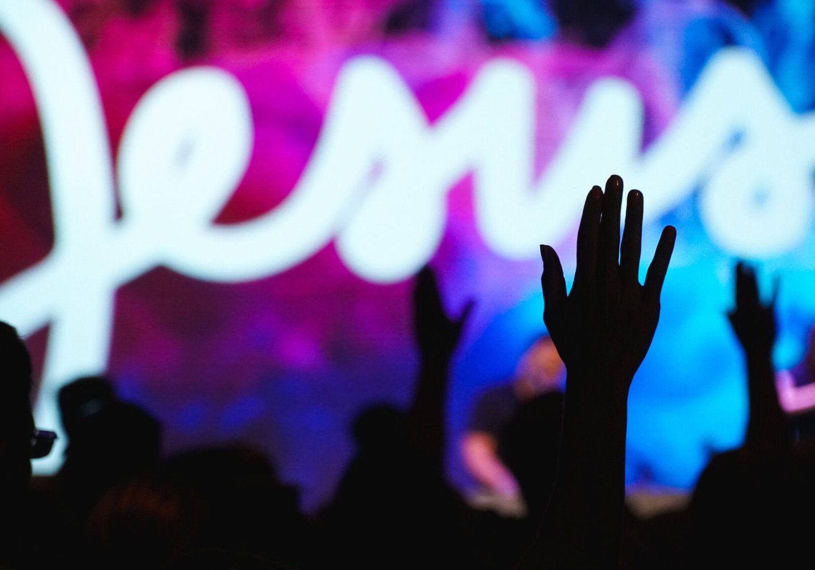 true praise and worship, praise god, praise jesus, true worship of god