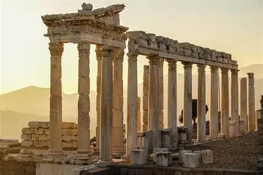 letters to 7 churches in the book of revelation, letter to church in pergamum, book of revelation