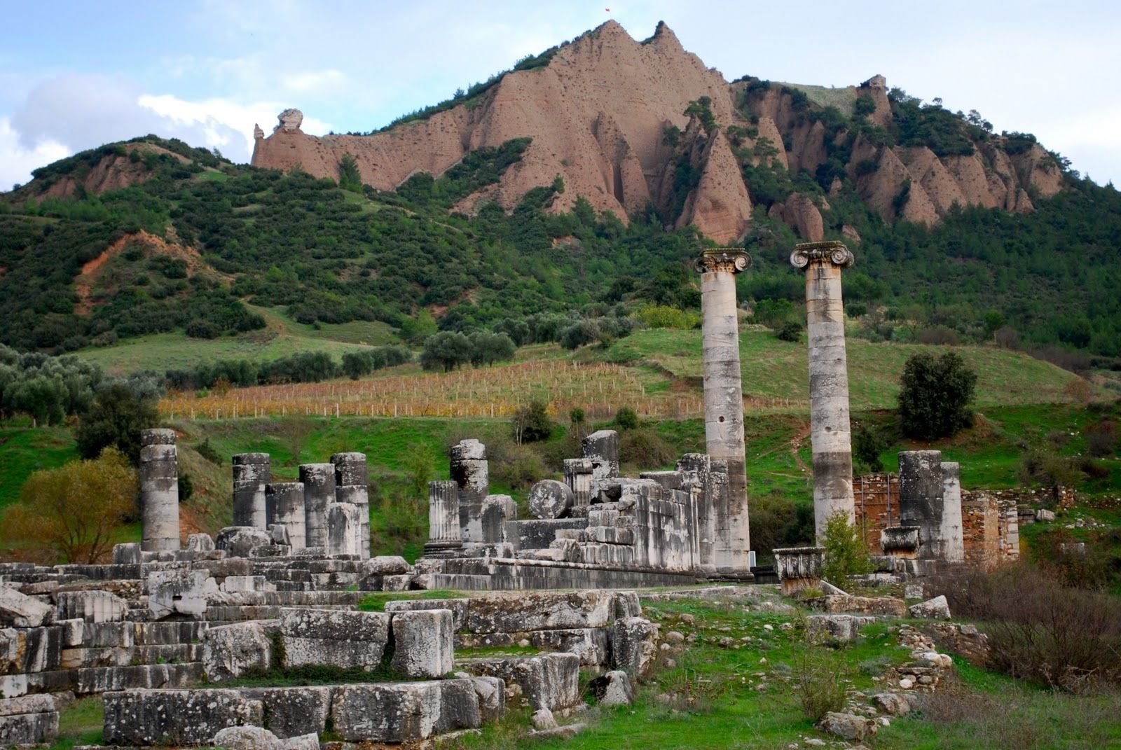 Letters To 7 Churches In The Book Of Revelation - Thyatira 1 letter to 7 churches in book of revelation, church of thyraitra, book of revelation